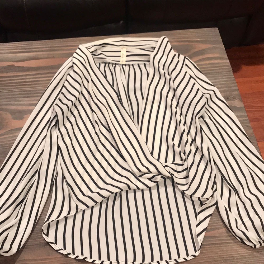 Black and white long sleeve blouse